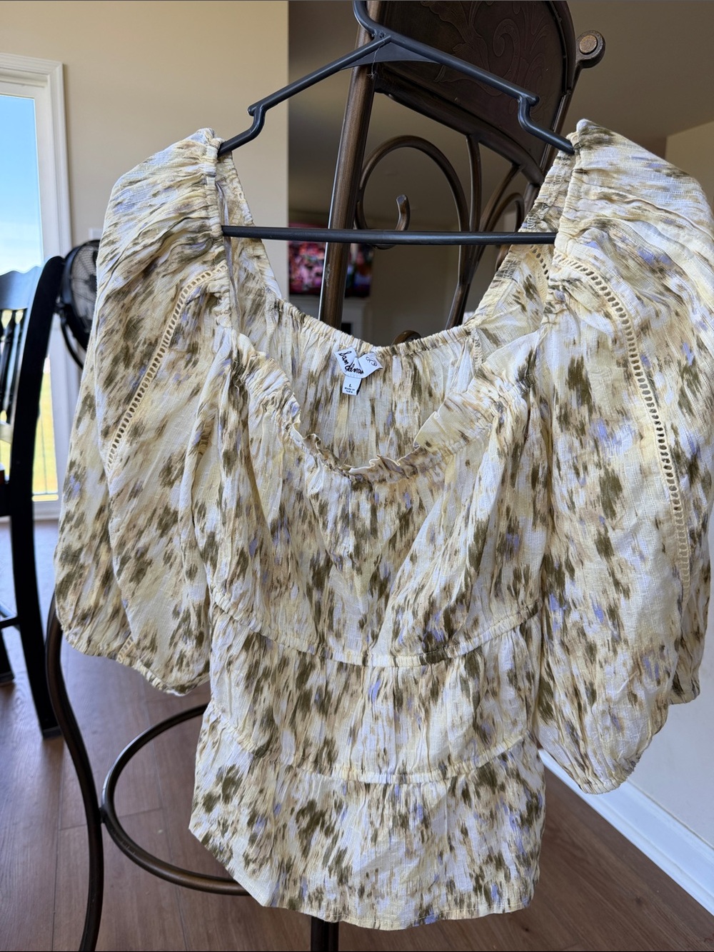 Sam Edelman butter yellow & Cream Ruffle Puff Sleeve Blouse 100% cotton